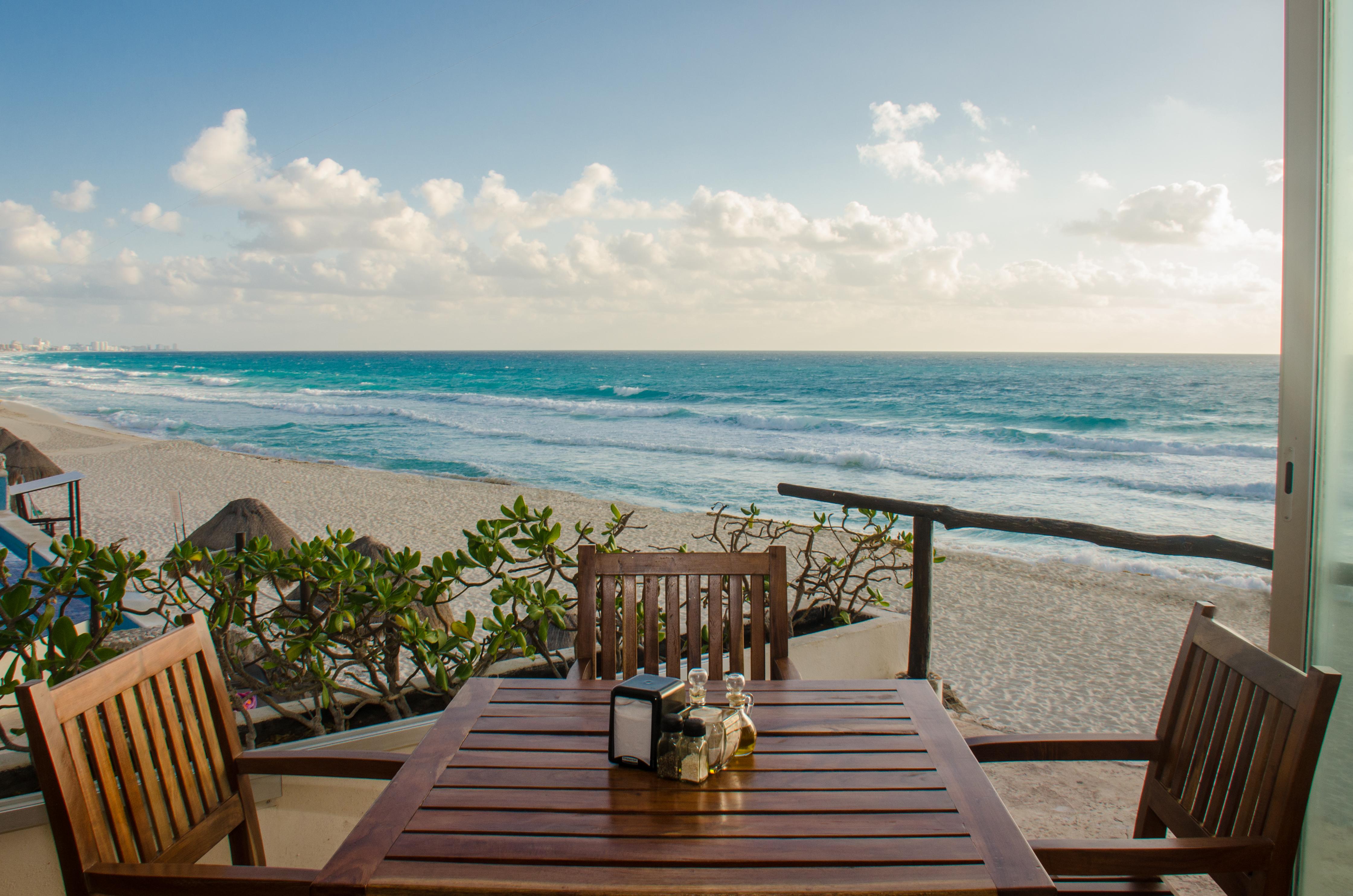 BSEA Cancun Plaza Hotel Esterno foto