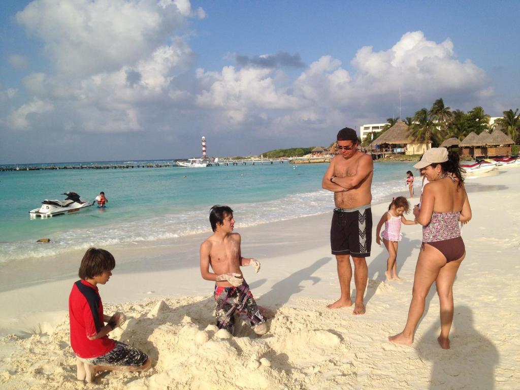 BSEA Cancun Plaza Hotel Esterno foto