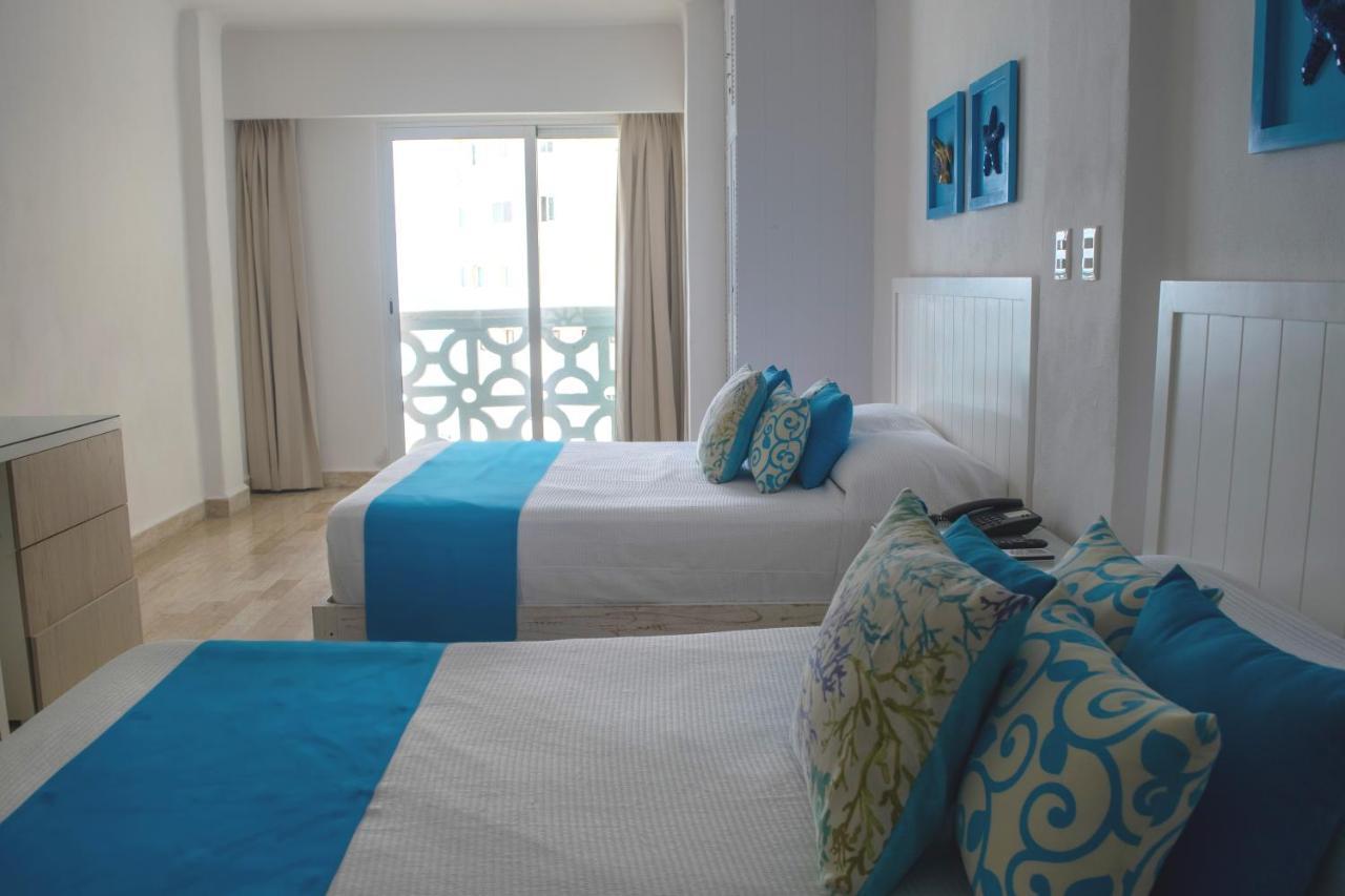 BSEA Cancun Plaza Hotel Esterno foto